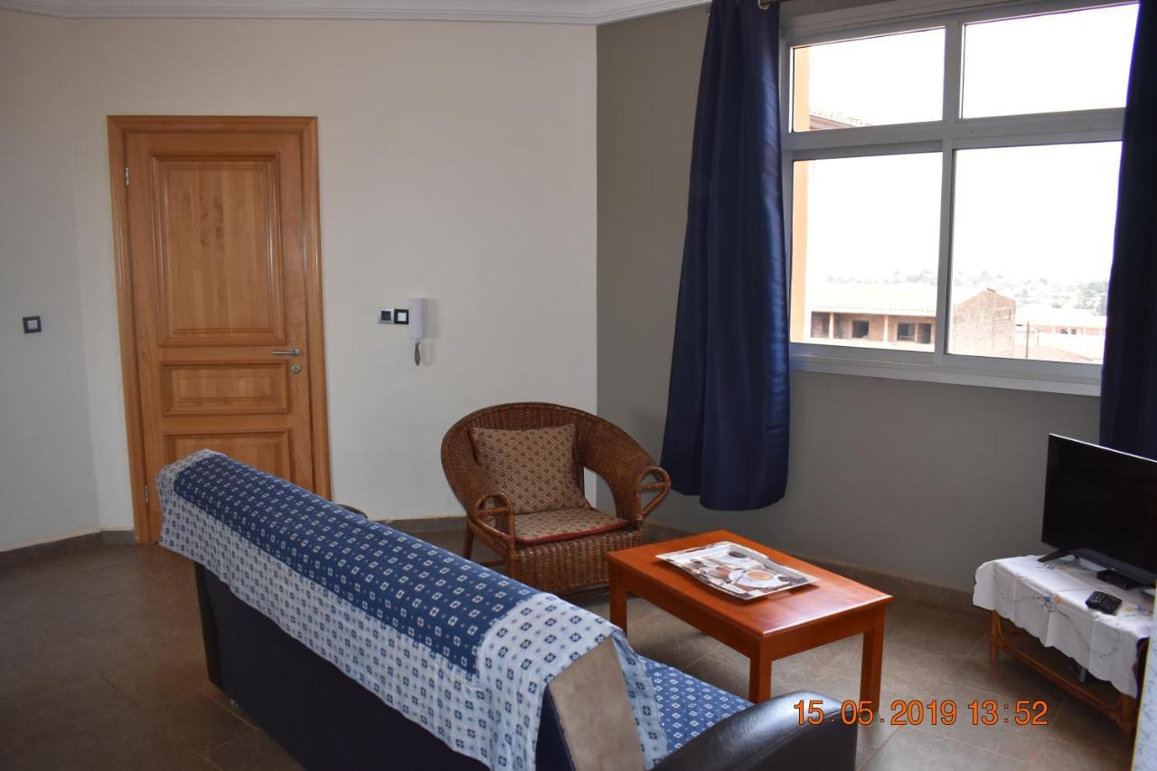 Residence Vicyma 2 P Tout Confort Bafoussam Centre 外观 照片