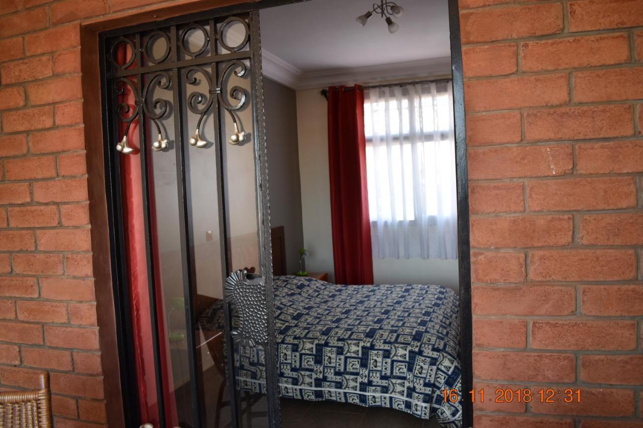 Residence Vicyma 2 P Tout Confort Bafoussam Centre 外观 照片