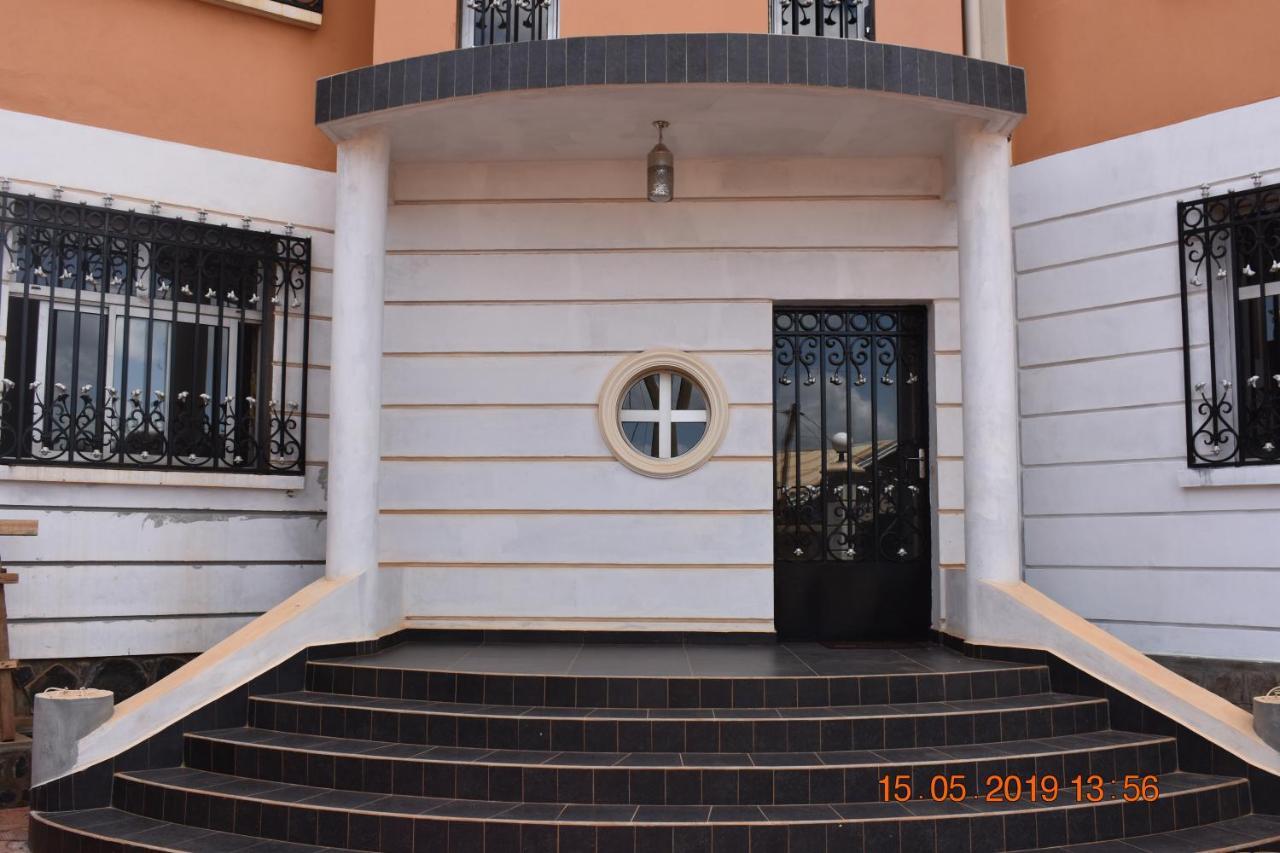Residence Vicyma 2 P Tout Confort Bafoussam Centre 外观 照片